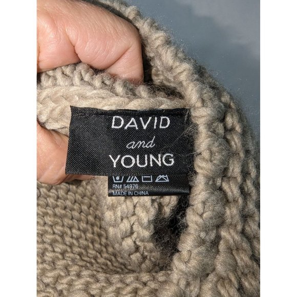 David and Young Winter Ear Flap Pom Pom Faux Fur‎ Knit Beanie Hat - Picture 5 of 5